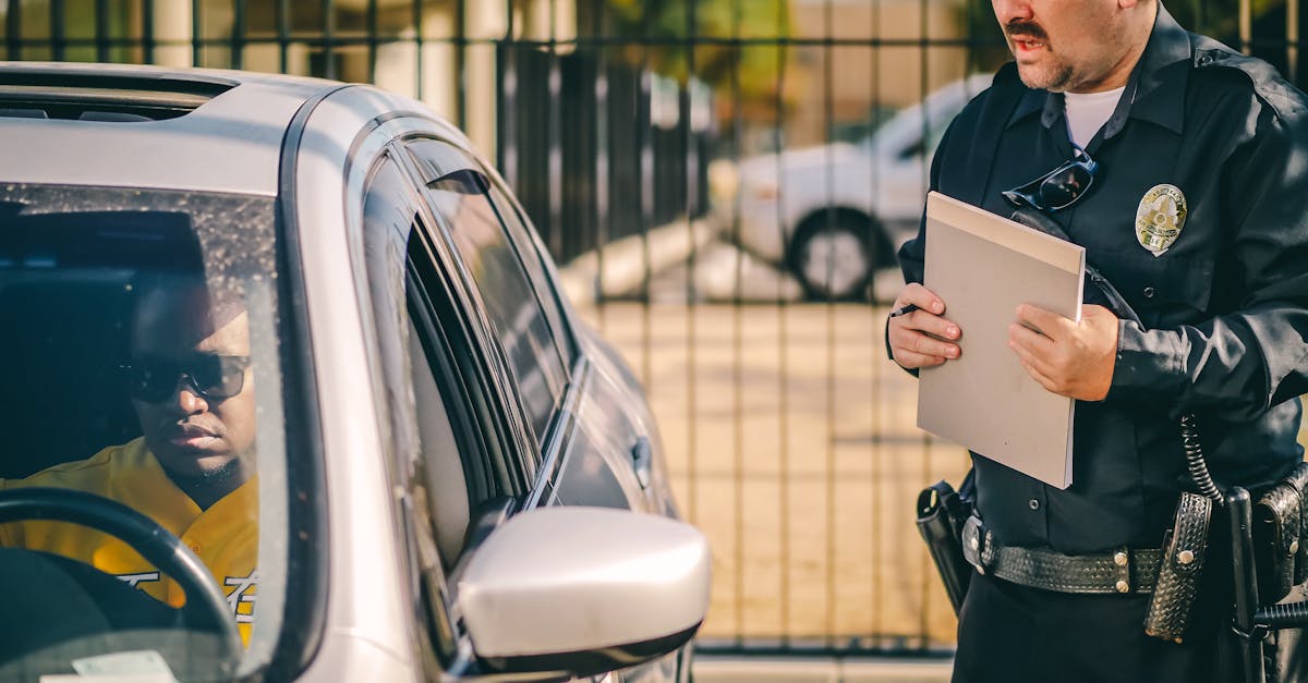 découvrez tout ce que vous devez savoir sur l'action légale : définitions, procédures, conseils pratiques et implications juridiques. préparez-vous efficacement à faire valoir vos droits.