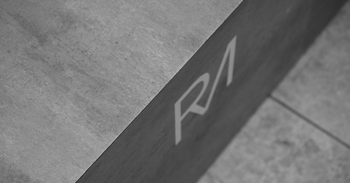 découvrez tout ce qu'il faut savoir sur les marques commerciales : définition, importance, processus d'enregistrement et protection juridique. protégez votre identité de marque et évitez les contrefaçons !