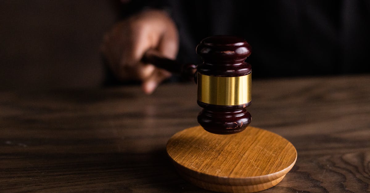Les étapes clés des poursuites judiciaires en France