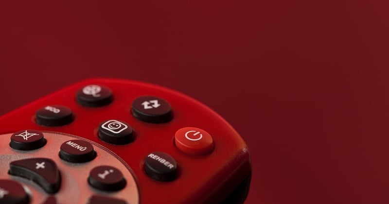 Comment allumer sa TV Freebox Revolution sans telecommande