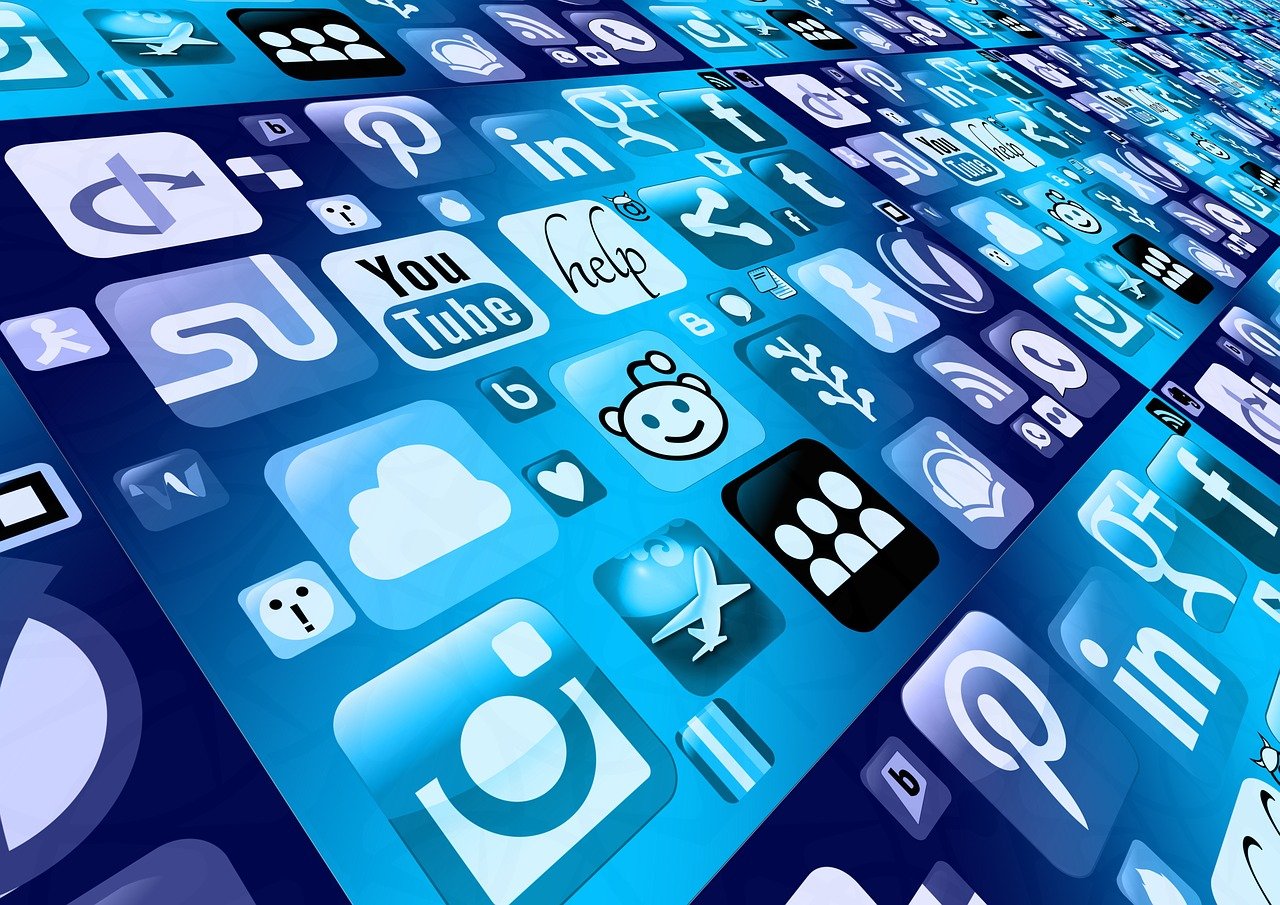 découvrez l'univers des médias sociaux : stratégies efficaces, tendances actuelles et conseils pour optimiser votre présence en ligne. rejoignez la conversation et apprenez à engager votre audience sur les plateformes sociales.