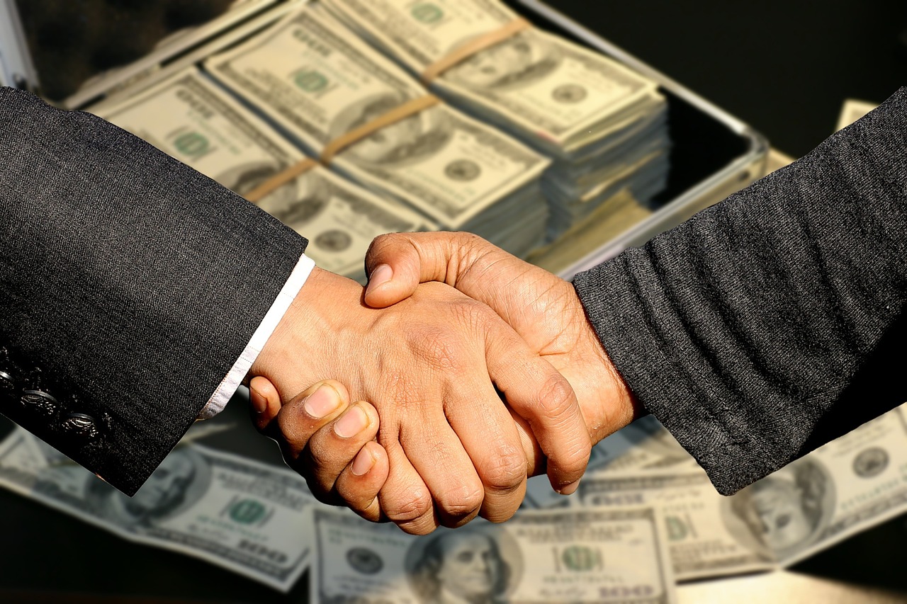 découvrez les bases des contrats commerciaux : types, éléments essentiels et conseils pratiques pour rédiger des accords sécurisés et respecter les obligations légales.