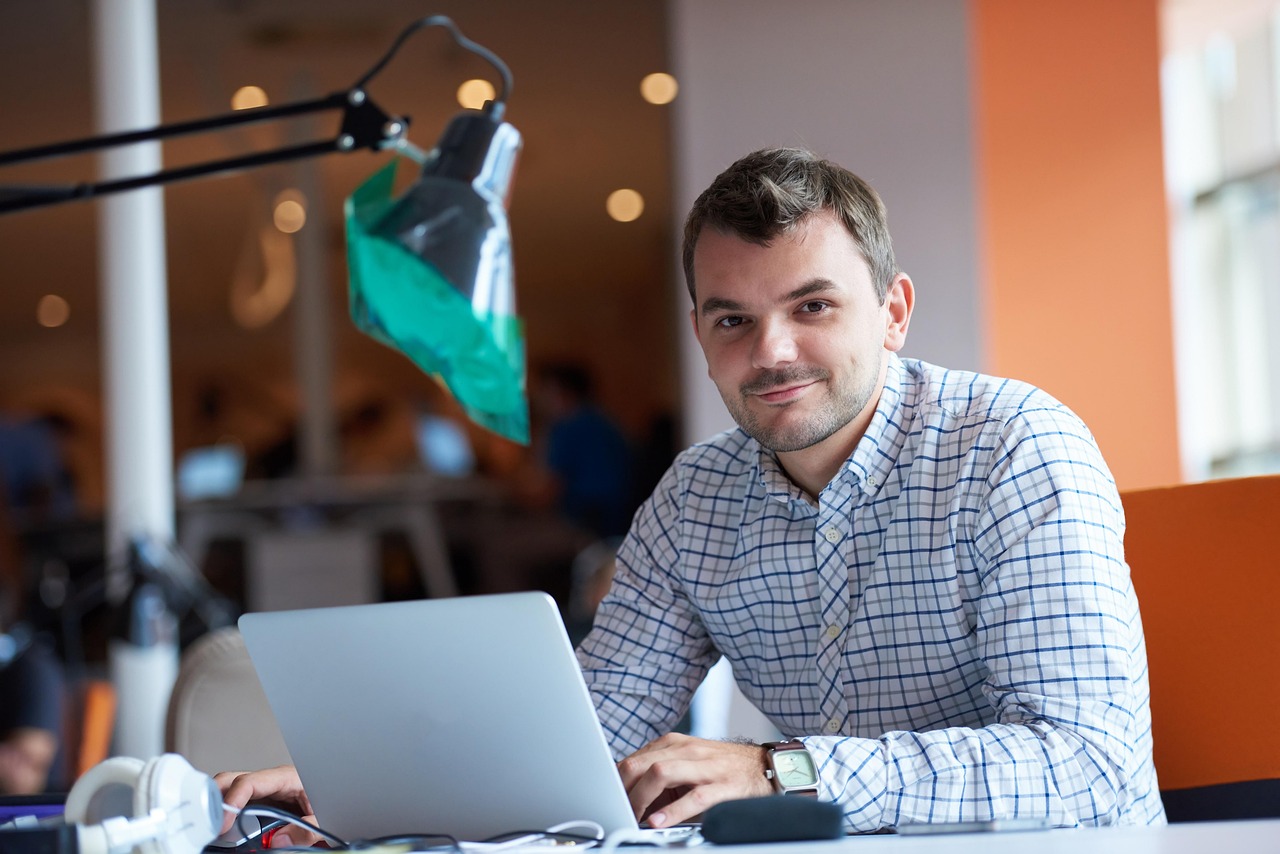 découvrez les avantages sociaux pour les employés : assurance santé, retraite, congés, bien-être au travail et solutions adaptées pour motiver et fidéliser votre équipe.