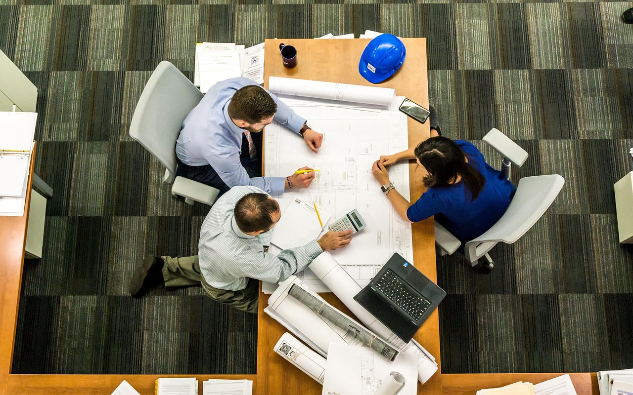 découvrez comment la collaboration favorise l’innovation, renforce l’esprit d’équipe et améliore la productivité au sein des organisations. conseils et outils pratiques pour mieux travailler ensemble.