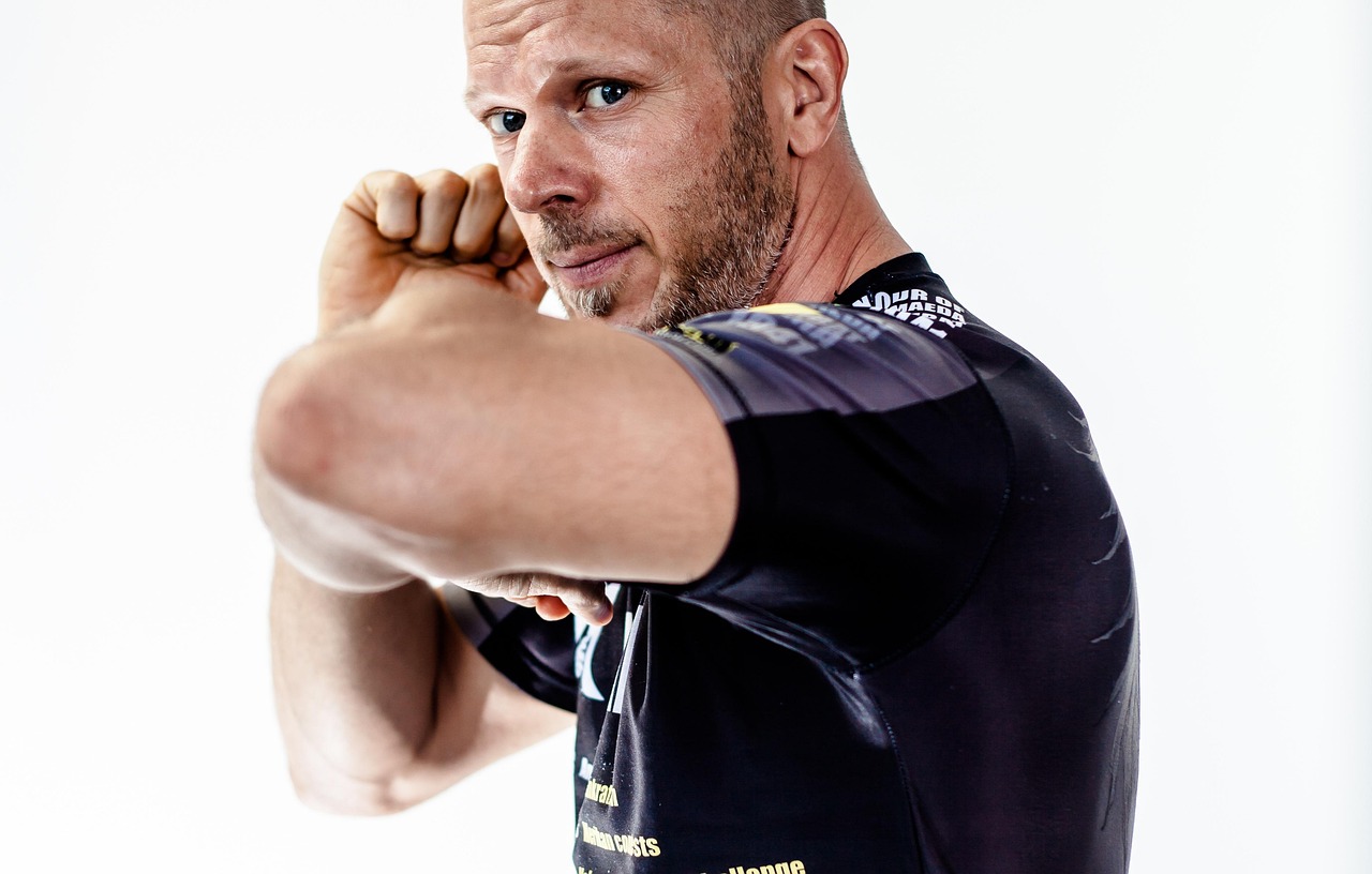 découvrez tout sur le mma : actualités, techniques, combats et analyses du mixed martial arts, le sport de combat qui mêle plusieurs disciplines pour des affrontements spectaculaires.