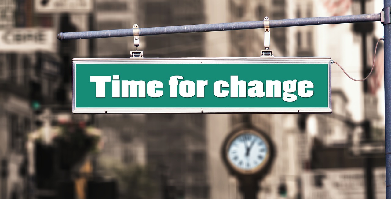 découvrez les nouvelles réglementations en vigueur, leurs impacts sur votre secteur d'activité et comment s’y adapter efficacement pour rester conforme et compétitif.